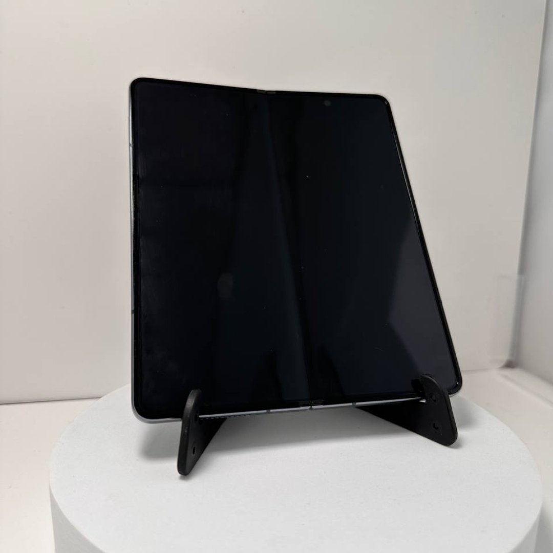 Samsung Galaxy Z Fold4 - 256GB - Greygreen - Used - RueZone