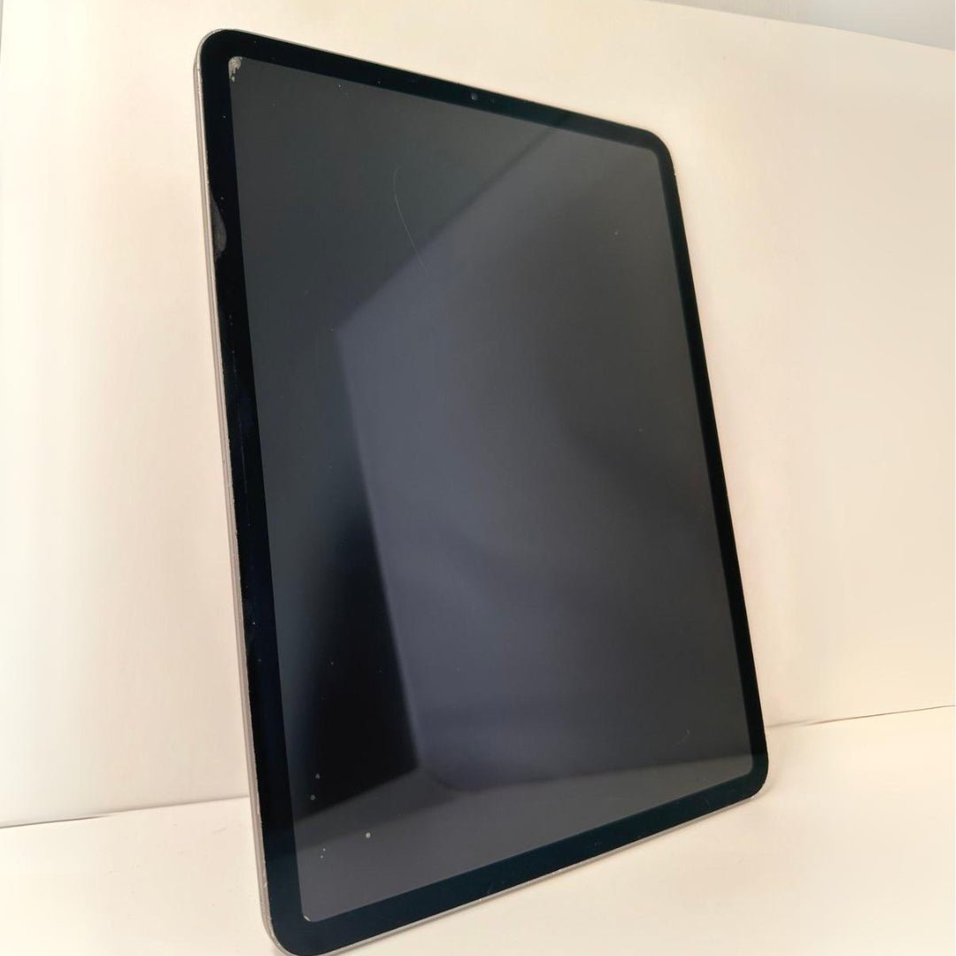 Apple iPad Pro (2nd Gen) 11" Wi - Fi - 128GB - Space Grey - Delamination on screen - RueZone