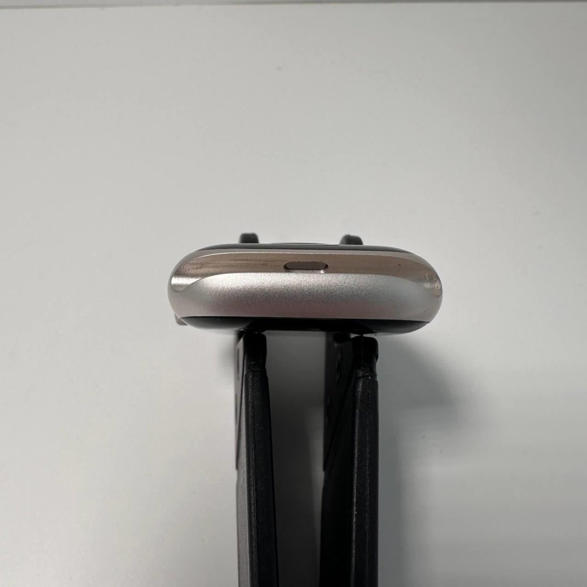 Apple Watch Aluminium Series 9 41mm GPS Only - 64GB - Starlight - Grade D - RueZone