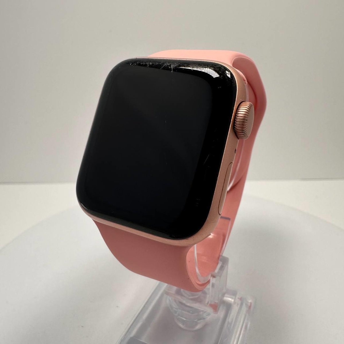 Apple Watch SE (2020) 40mm GPS Only - 32GB - Gold - BH 84% - RueZone