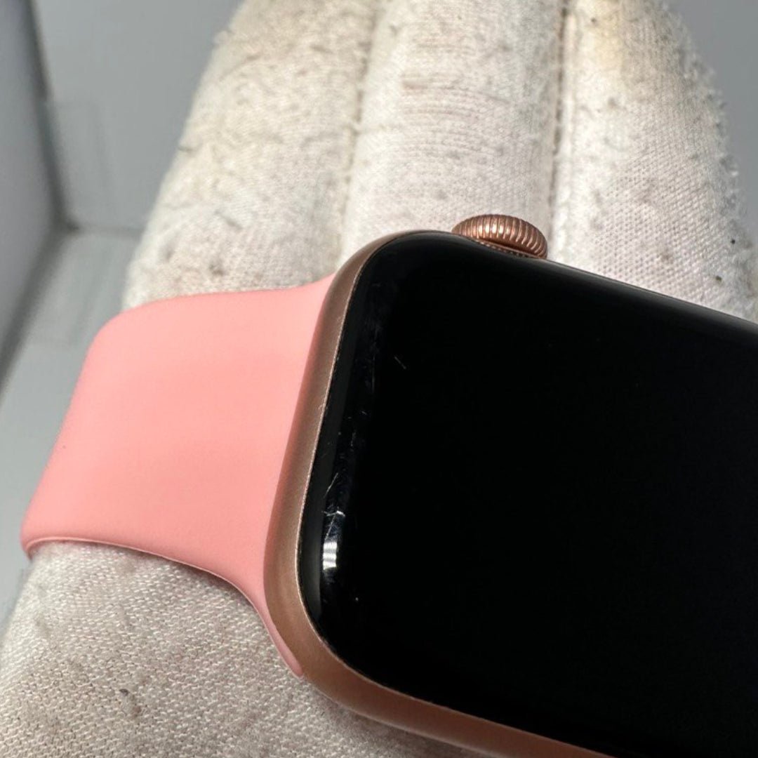 Apple Watch SE 40mm GPS + Cellular - 32GB - Gold - BH 78% - RueZone