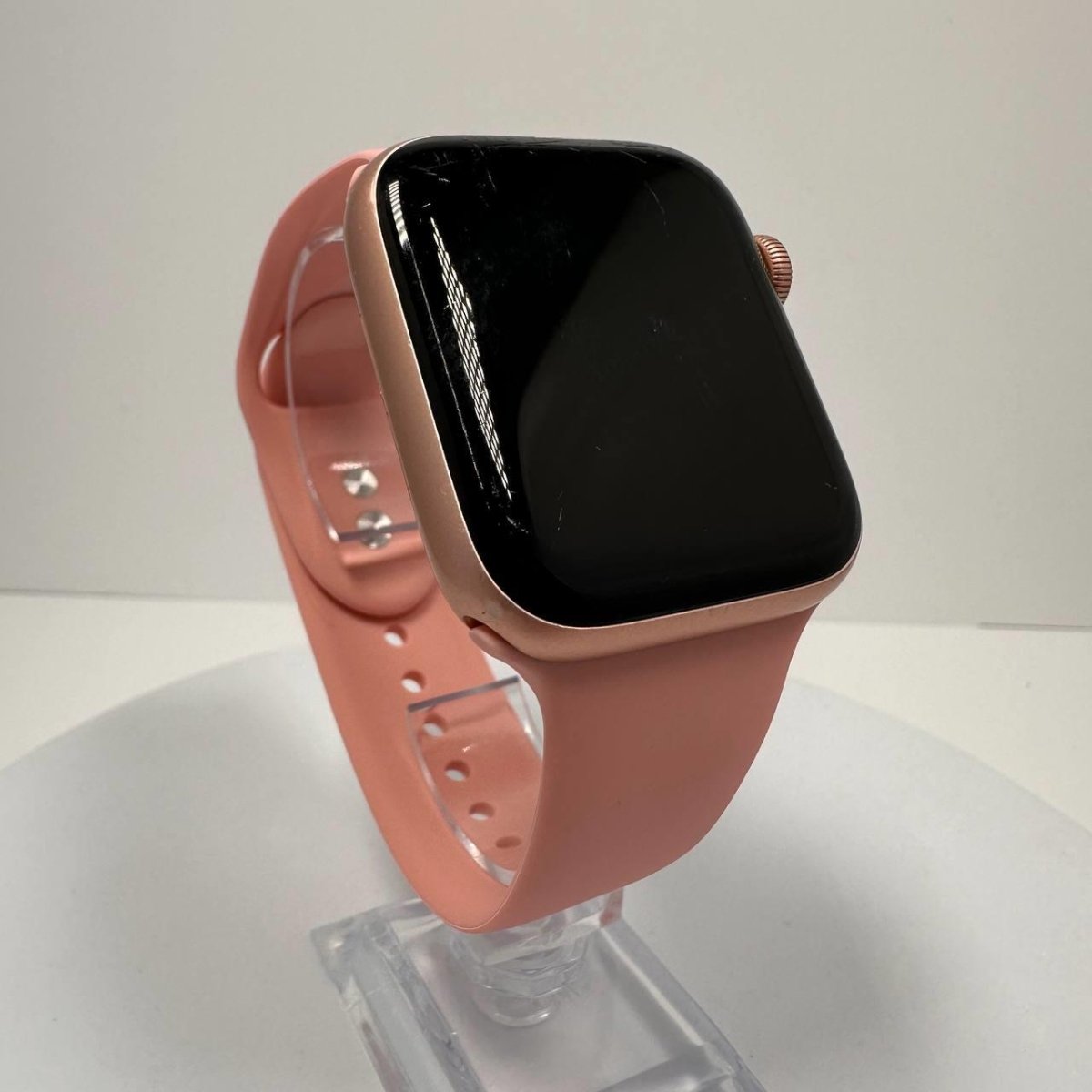 Apple Watch SE 44mm GPS + Cellular - 32GB - Gold - BH 82% - Grade D - RueZone