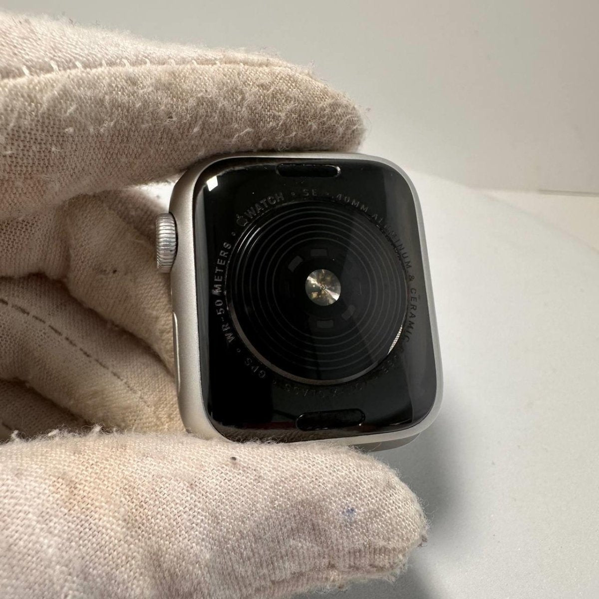 Apple Watch SE GPS - 40mm - 32GB - Silver - BH 73% - RueZone