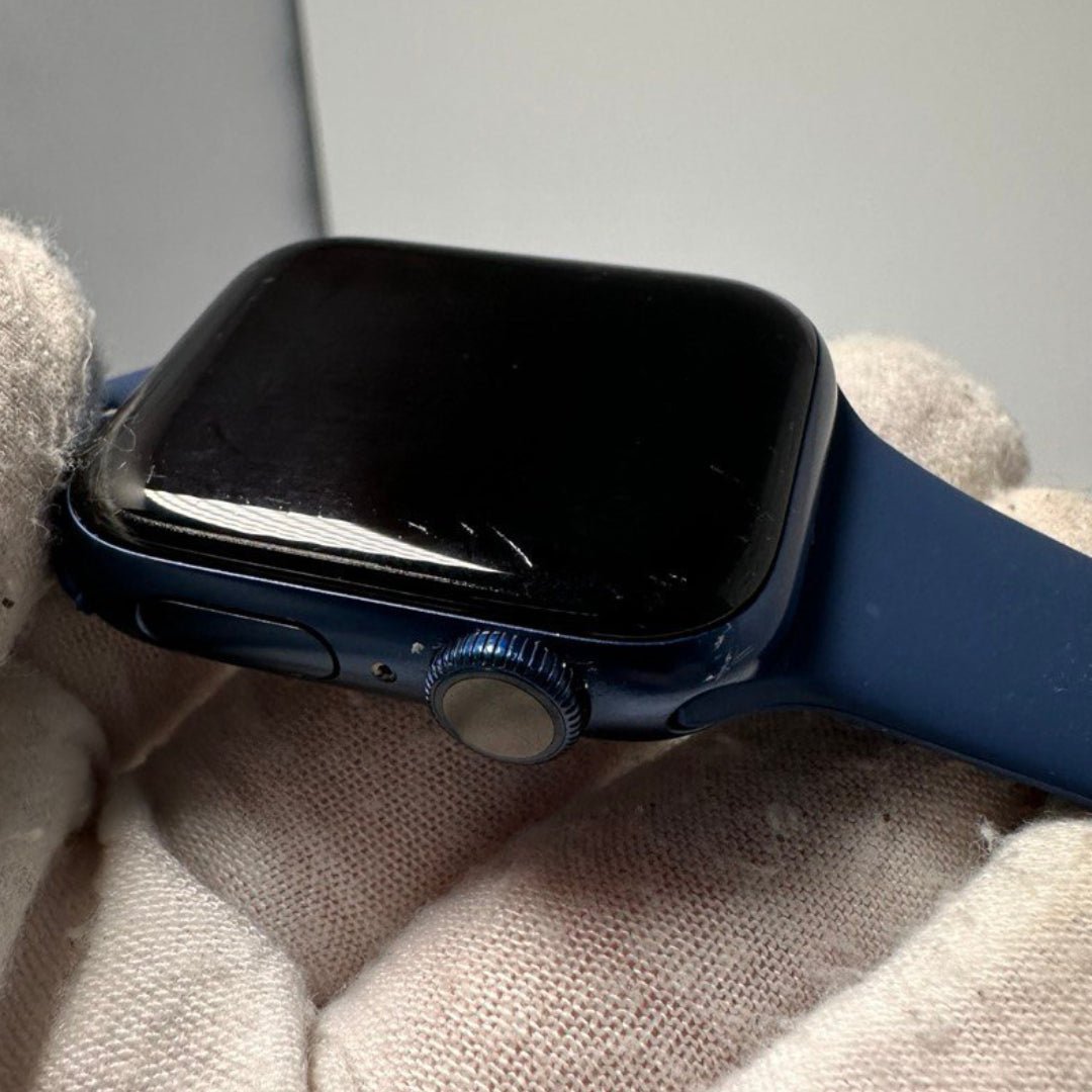 Apple Watch Series 6 40mm GPS - 32GB - Blue - BH 75% - RueZone