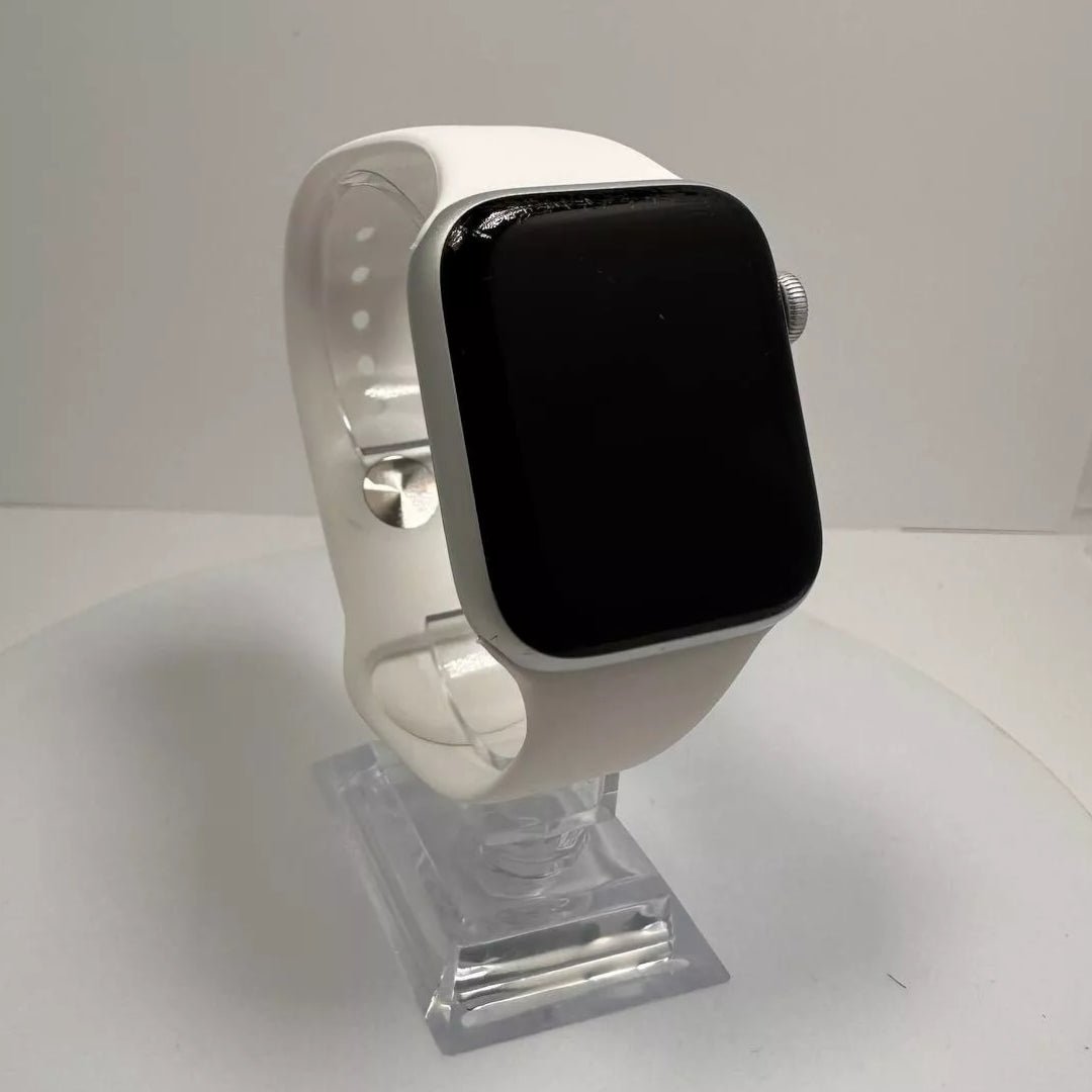 Apple Watch Series 6 44mm GPS Only - 32GB - Silver - BH 77% - RueZone