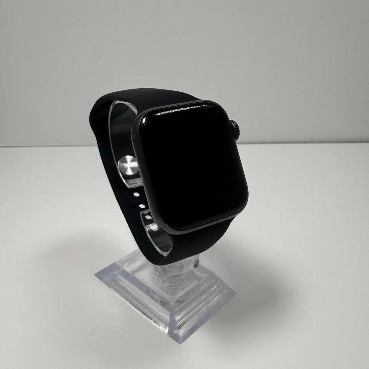 Apple Watch Series SE 40mm GPS Only Space Grey - 32GB - BH 81% - RueZone