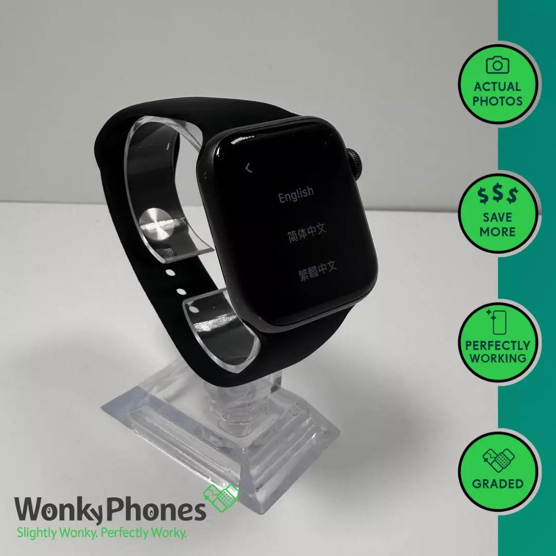 Apple Watch Series SE 40mm GPS Only Space Grey - 32GB - BH 81% - RueZone