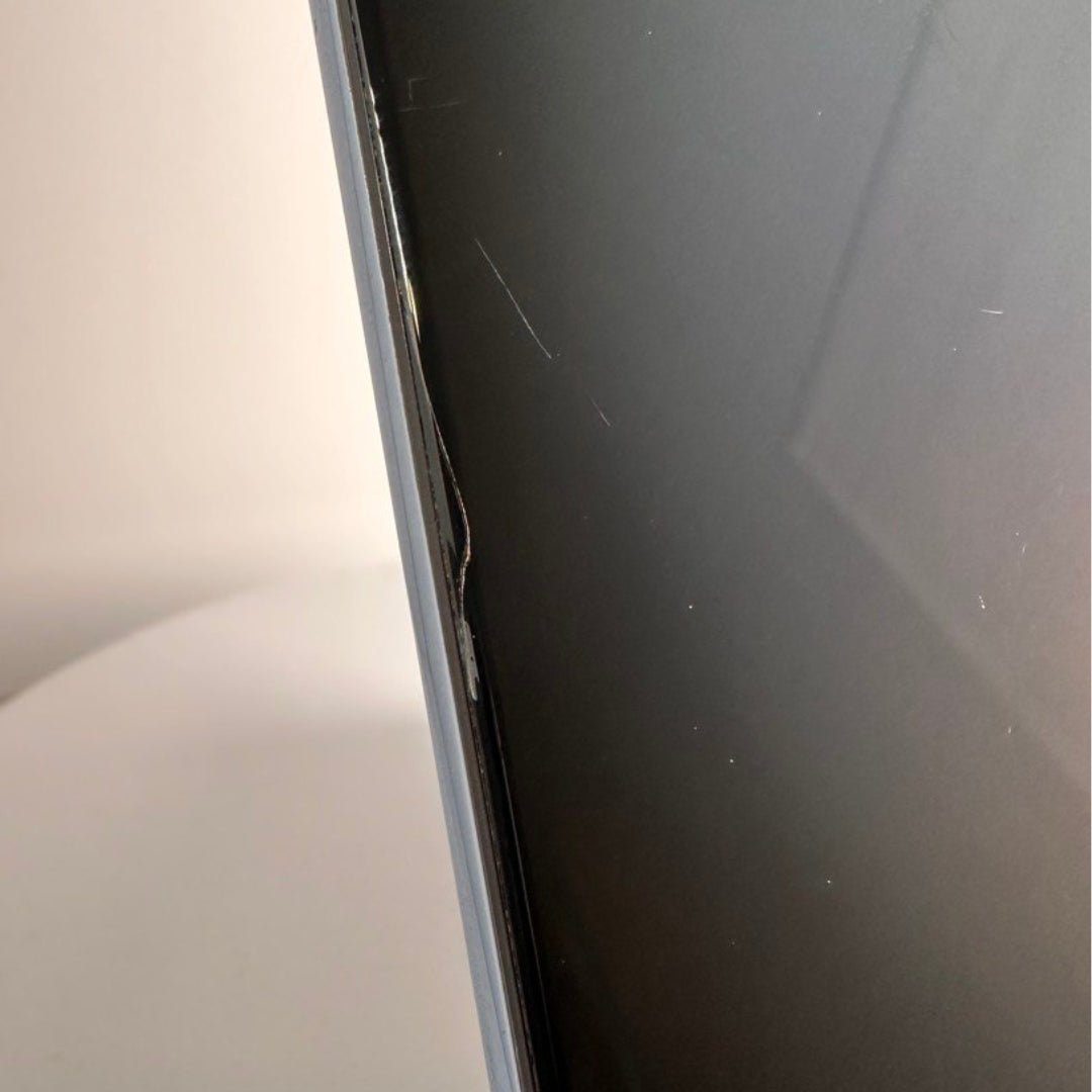 Huawei P30 - 128GB - Breathing Crystal - Screen Burn - RueZone